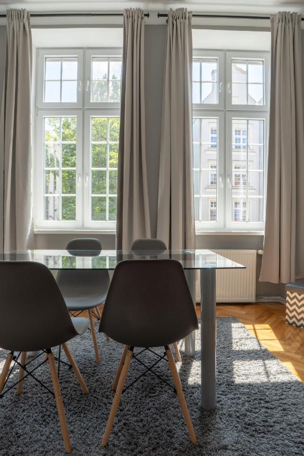 Viu Postcards From Gdansk Apartment ภายนอก รูปภาพ