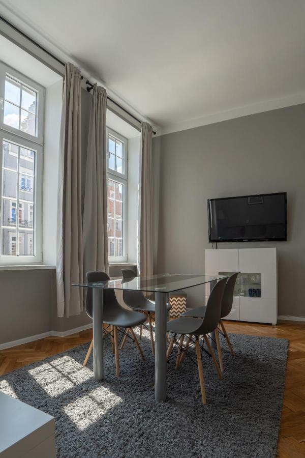 Viu Postcards From Gdansk Apartment ภายนอก รูปภาพ