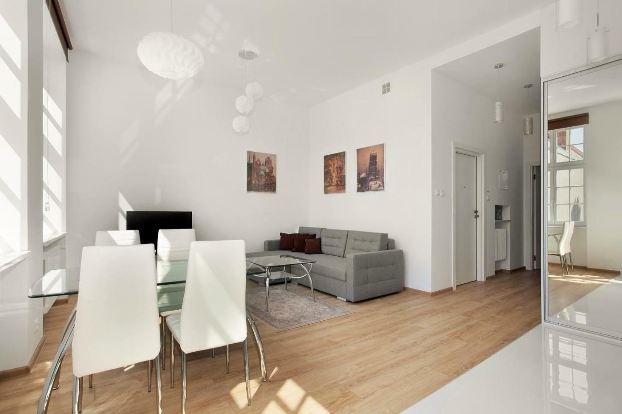 Viu Postcards From Gdansk Apartment ภายนอก รูปภาพ